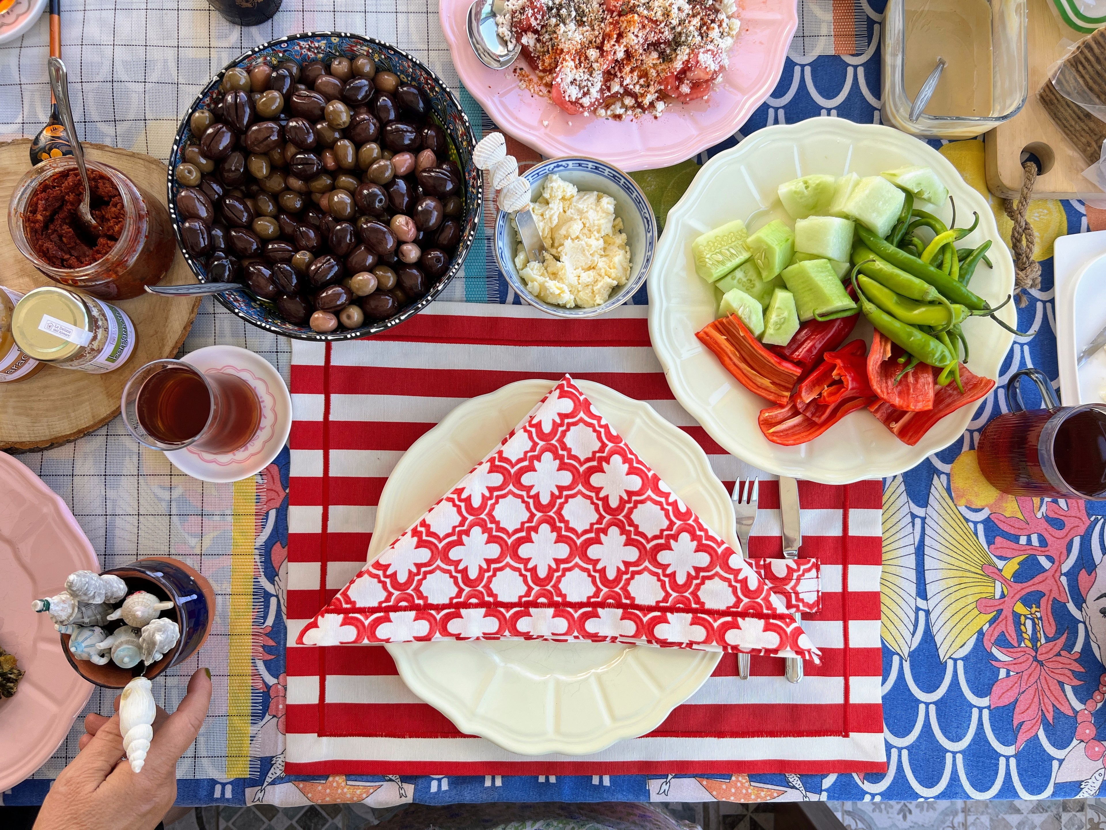 Ruby Tide Table Set