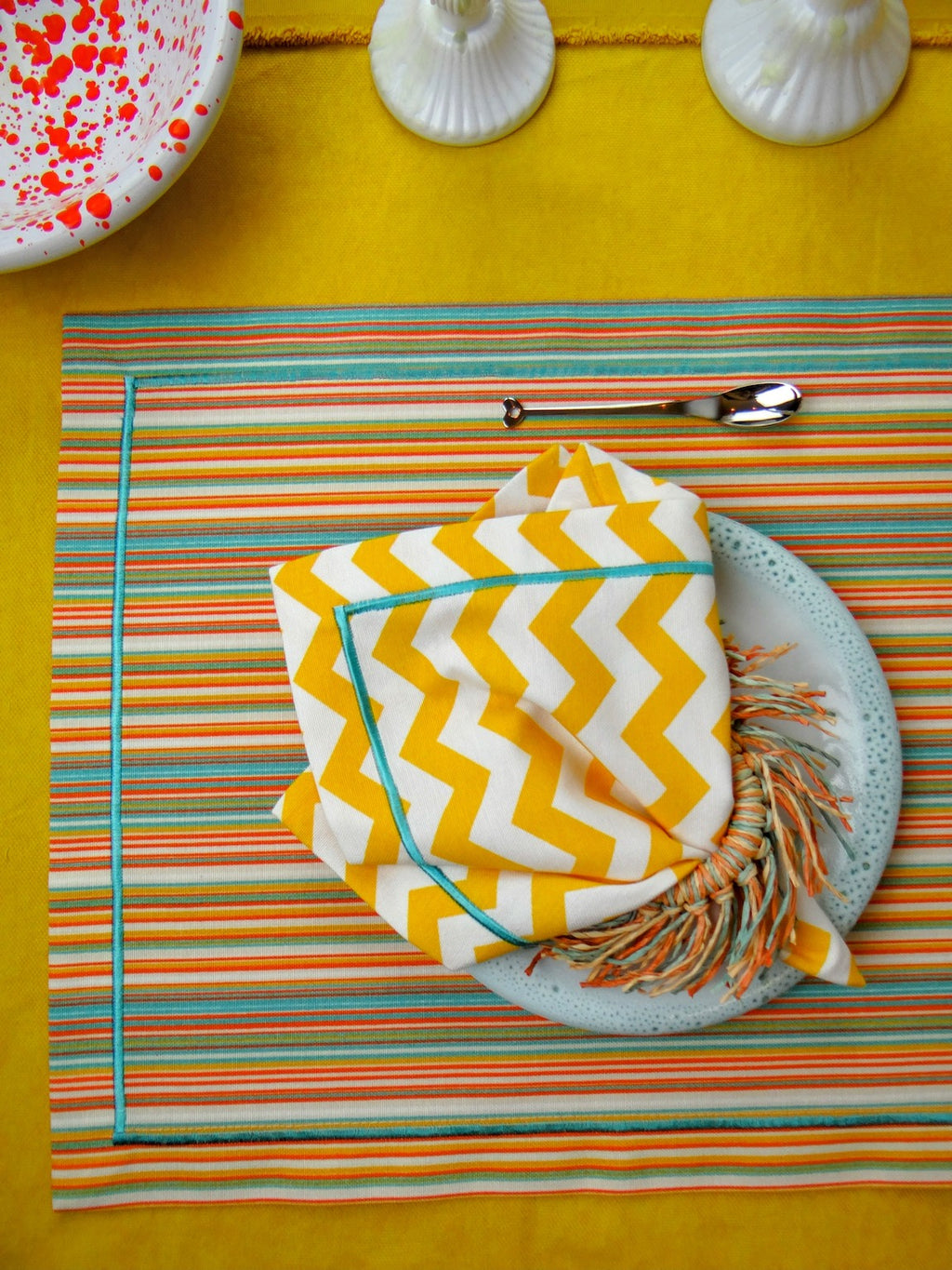 Orange Horizon - 8 Piece Table Set