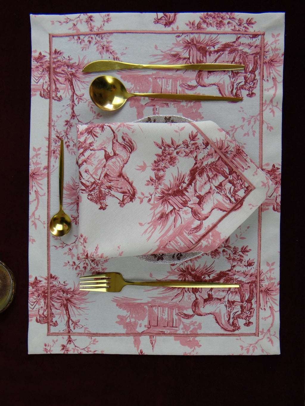 Rose Village - 8 Piece Table Set