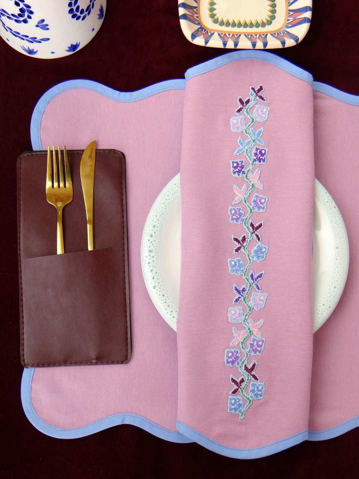 Lavender Sky  - 8 Piece Table Set
